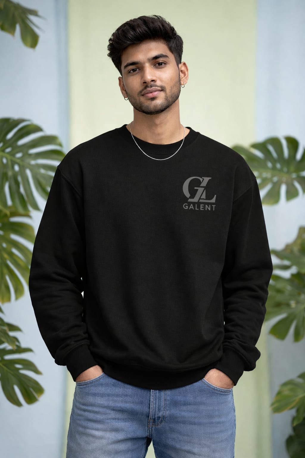 Fear No Darkness – Black Graphic Sweatshirt